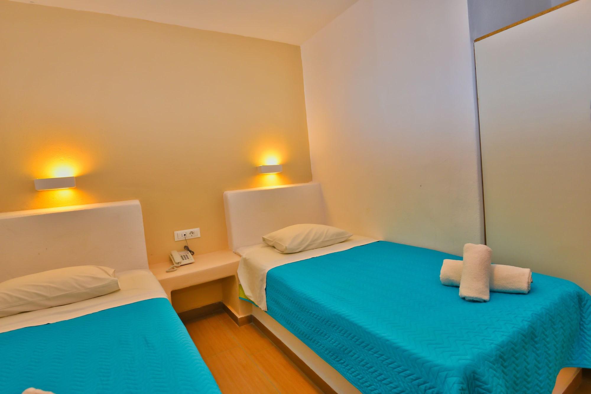 Omiros Hotel Мессария Экстерьер фото